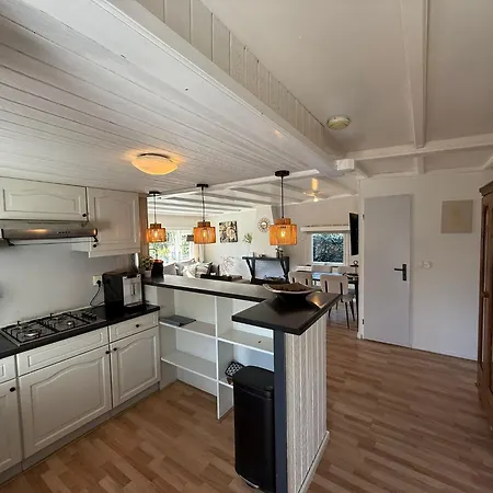 Appartement Boshuis Bubbels Wellness With Private Hottub And Sauna - Super House With Huge Garden And Private Parking Space - Veluwe *