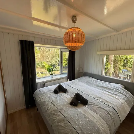 Appartement Boshuis Bubbels Wellness With Private Hottub And Sauna - Super House With Huge Garden And Private Parking Space - Veluwe