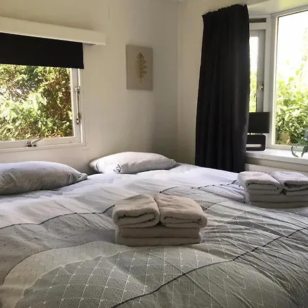 Boshuis Bubbels Wellness With Private Hottub And Sauna - Super House With Huge Garden And Private Parking Space - Veluwe *