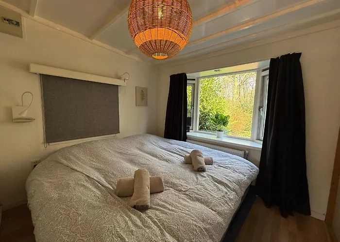 Boshuis Bubbels Wellness With Private Hottub And Sauna - Super House With Huge Garden And Private Parking Space - Veluwe *